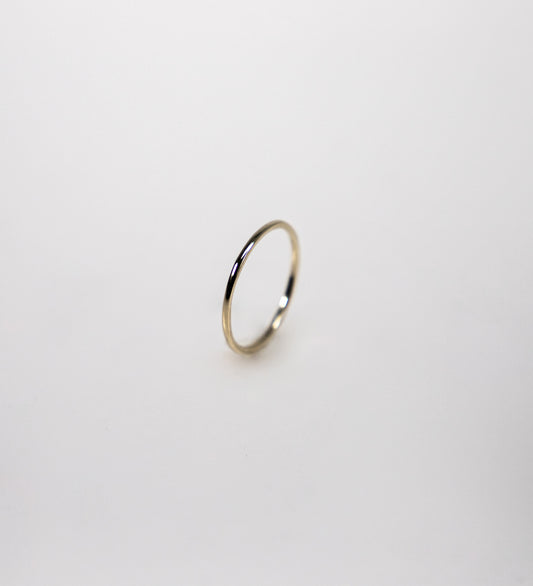 9ct Gold Plain Band Ring [2mm]