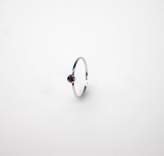 925 Garnet Bezel Ring [3mm]